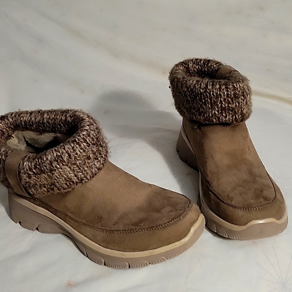 Sketchers brown booties 8.5